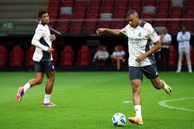 尤其是在高 尤其是在高