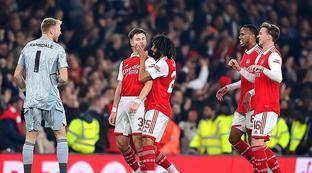 新秀中脱颖 新秀中脱颖